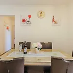 Rose * Čižići