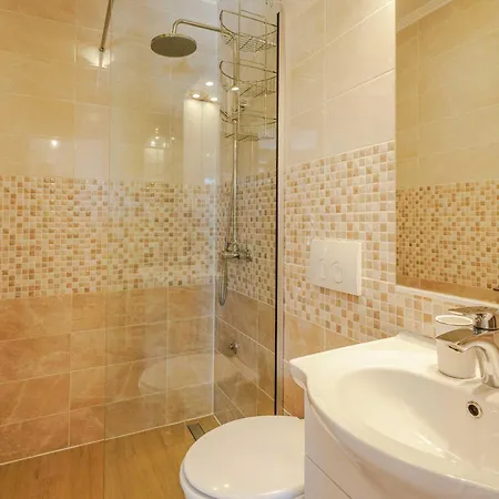 Rose Apartment Cizici