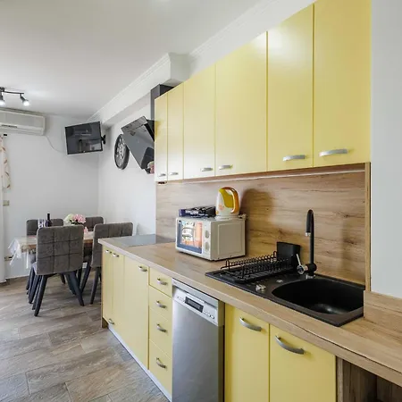 Rose Apartment Čižići