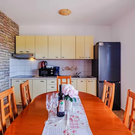 Rose Apartment Čižići