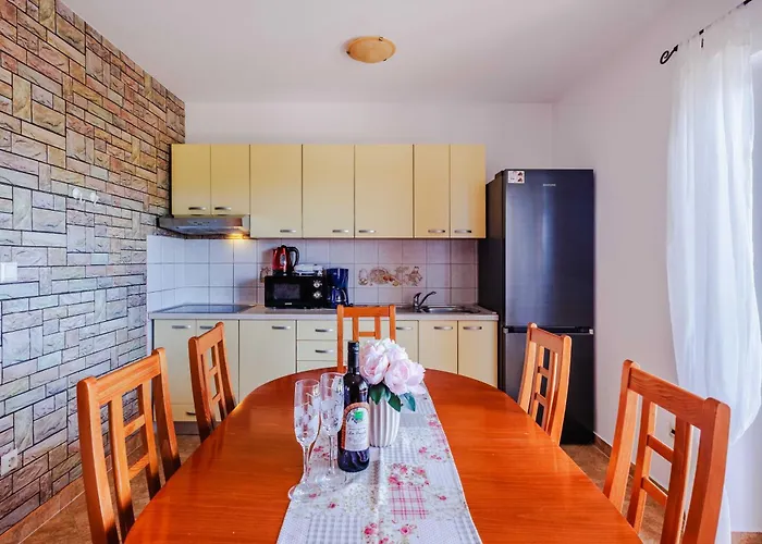 Rose Apartman Cizici